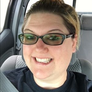 Meet your Posher, Kristin